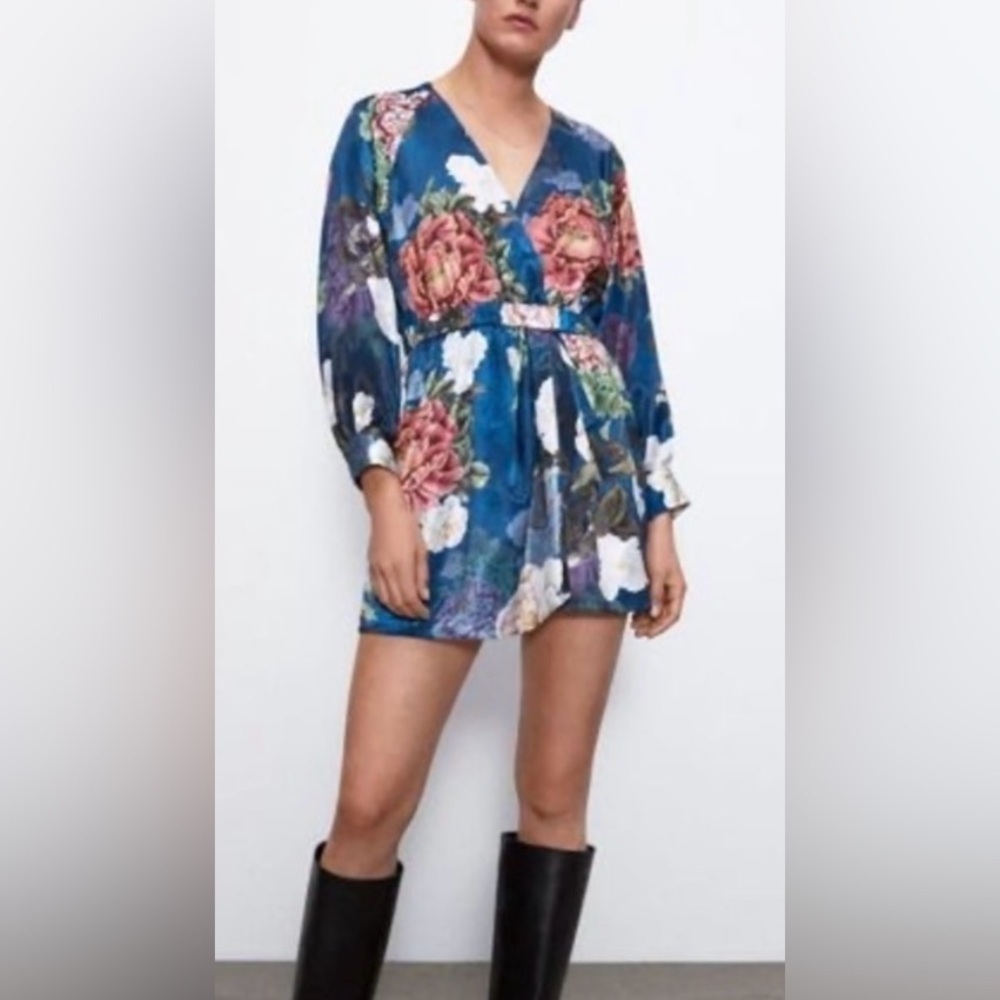 Zara Floral Skort Romper Sz S Satin Blue V neck Open back Elastic Waist
